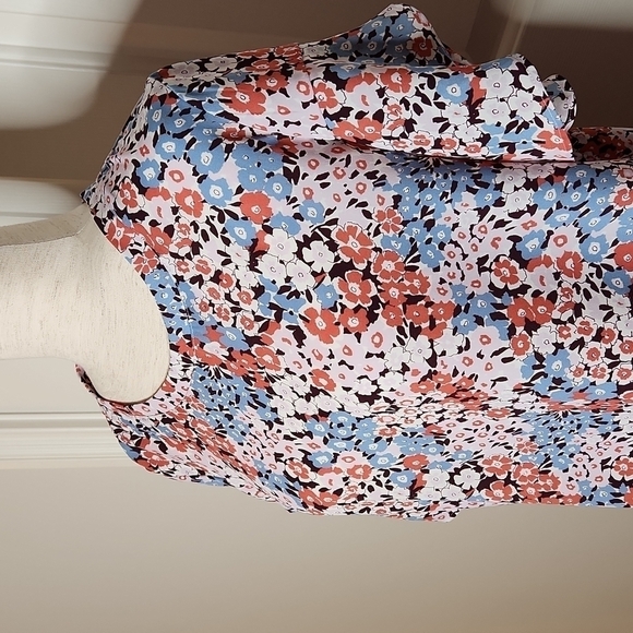 Loft Floral Ruffle Sleeve Top Size S - Picture 4 of 14